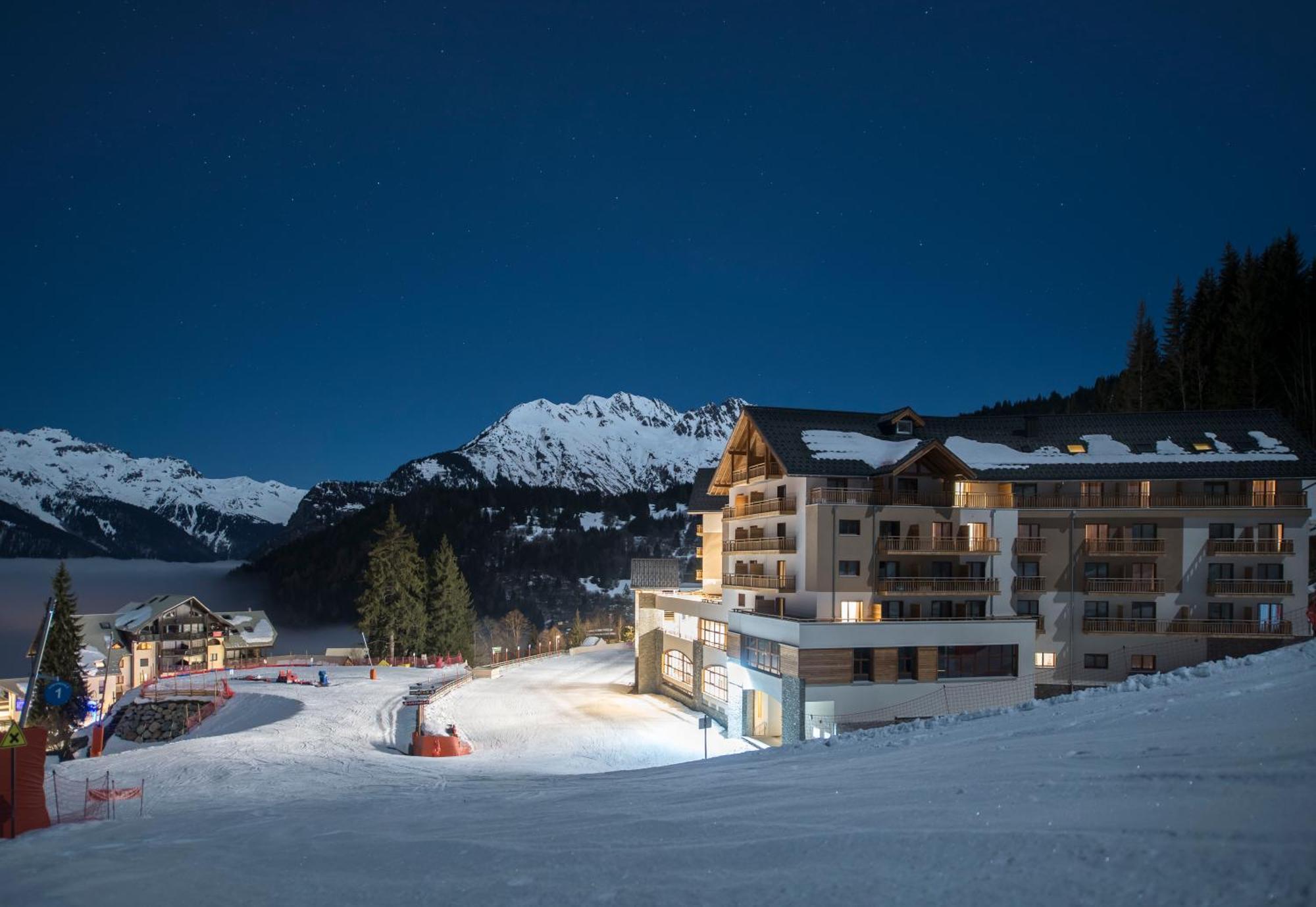 Villages Clubs Du Soleil - Oz En Oisans Oz Exterior foto
